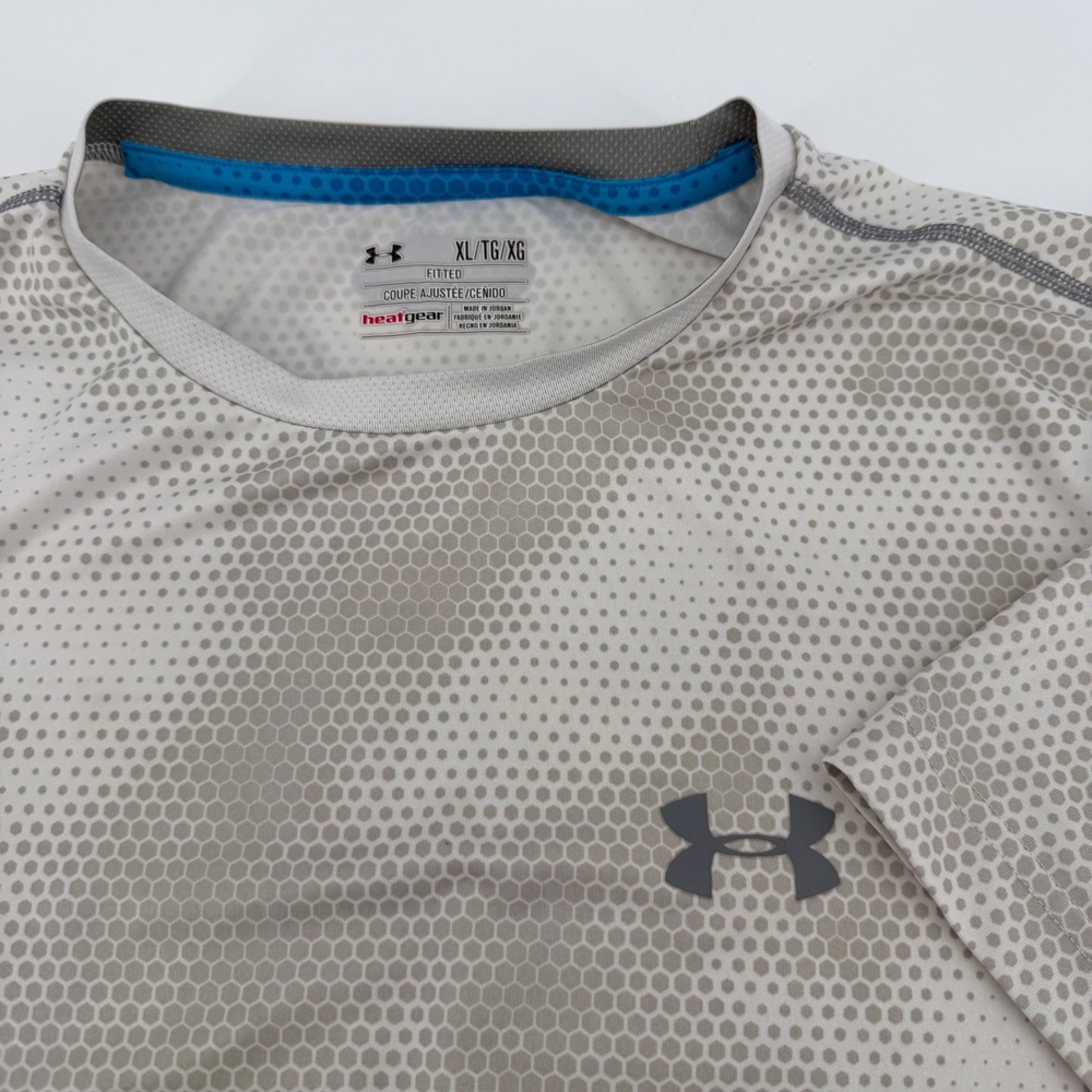 Under Armour T-Shirt Mens XL Grey HeatGear Digital Camo Fitted Athletic Training